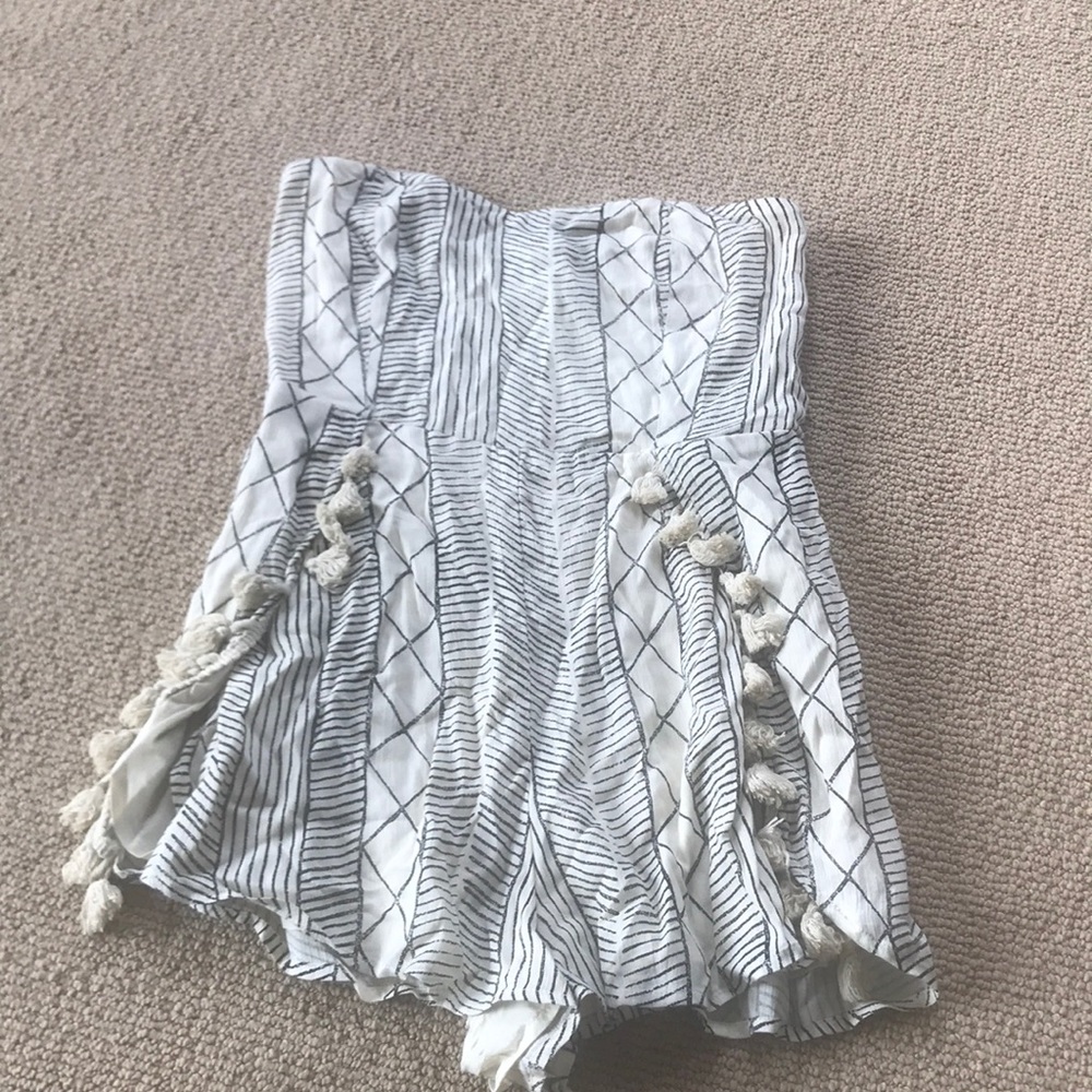 NWOT Romper with pom Pom detail
